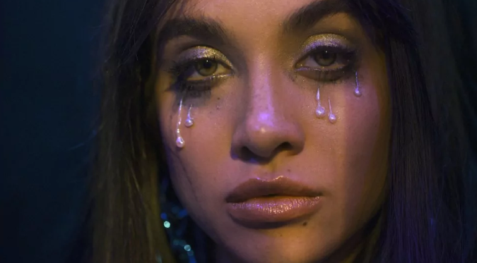 María Becerra se salvó de morir tras sufrir hemorragia por embarazo ectópico