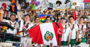 Los Mirlos conquistan el Tiny Desk haciendo un homenaje a la cumbia amazónica peruana